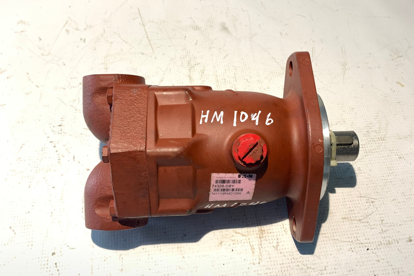 HM1046